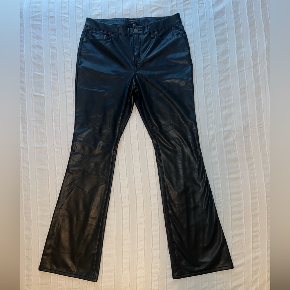 Banana Republic Faux Leather Boot cut Black Women’s Jeans - Picture 10 of 11
